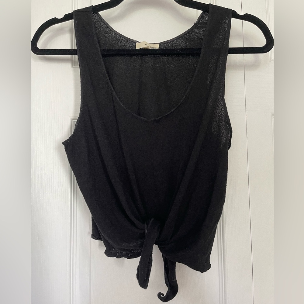 Wilfred Free Aritzia Tied Cropped Black Tank Top